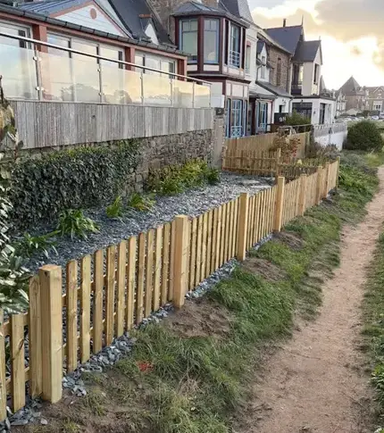 entretien de jardin à Saint-Coulomb - image 2